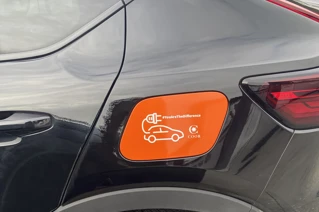 Tankklep wagen met aanduiding elektrisch laden